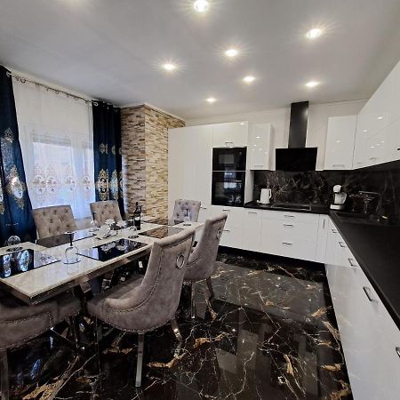 Apartment Monaco Rijeka Buitenkant foto