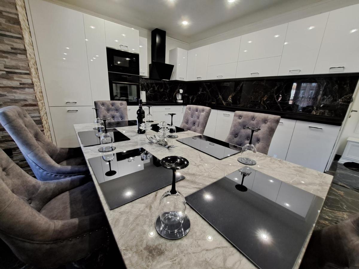 Apartment Monaco Rijeka Buitenkant foto